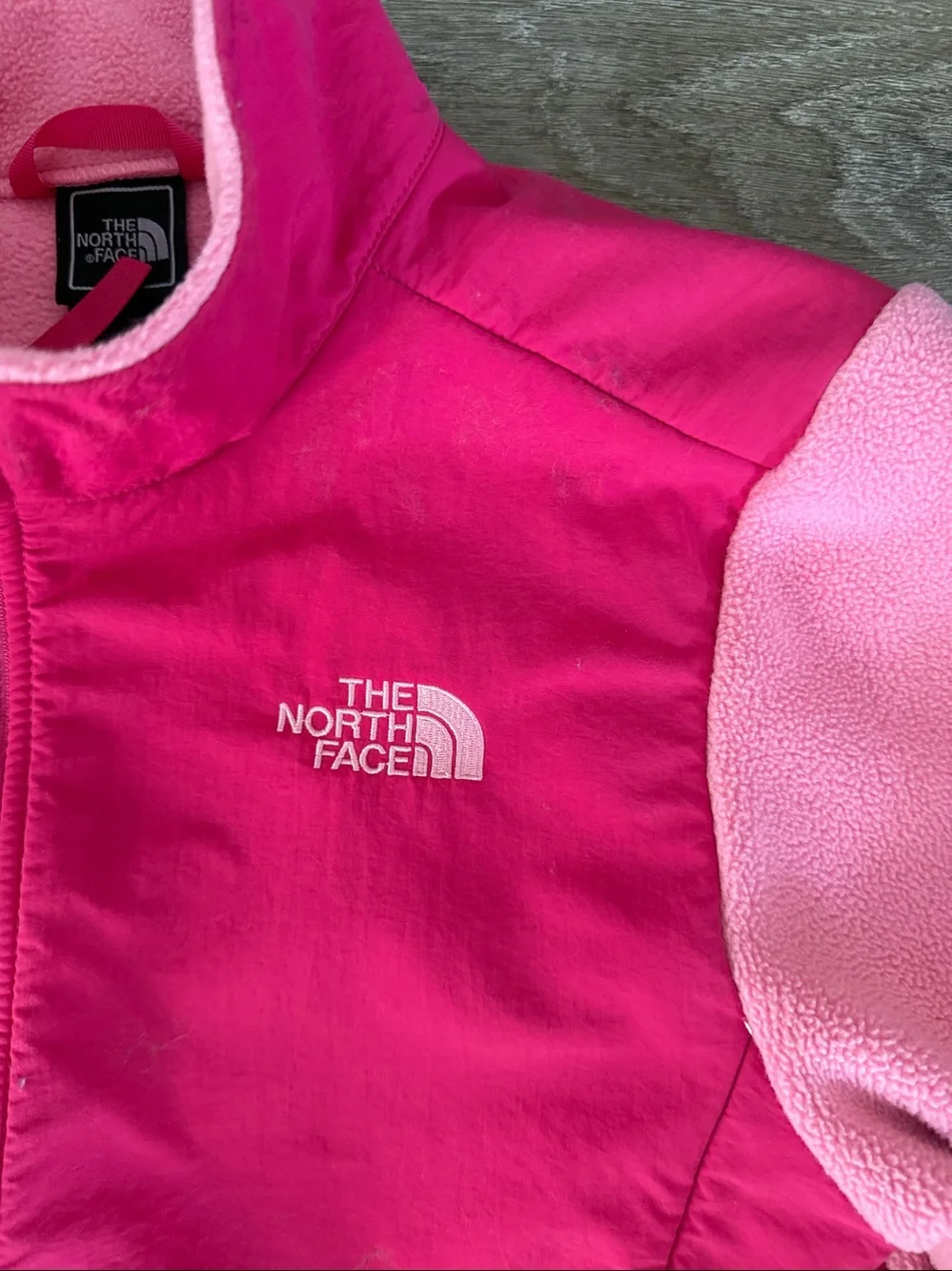 The North Face Two-Tone Pink Girls' XL 18 Fleece Jacket. Great condition